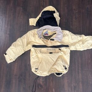 Gotetex TOPS brand ski jacket. Super warm and water resistant.